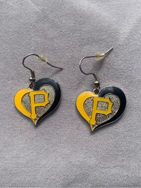 Pittsburgh Pirates Heart Dangle Earrings MLB Black Gold Baseball Fan Jewelry